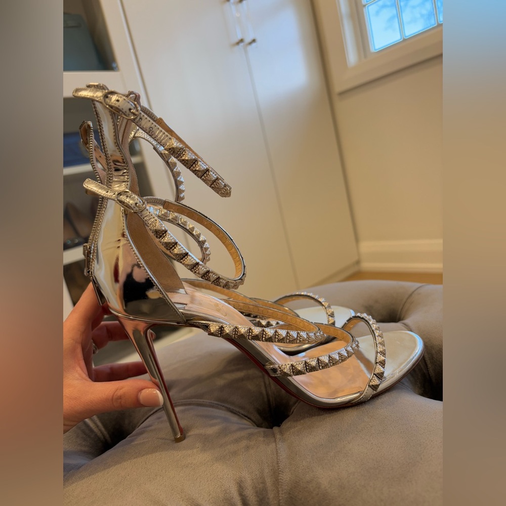 Christian Louboutin size 39 or 9 - Picture 3 of 12